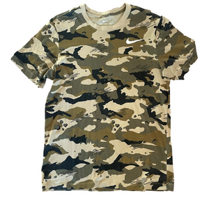 Nike The Nike Tee Dri-Fit Camo Print Short Sleeve Crewneck T-Shirt Size Medium
